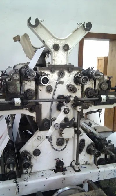 Tatran Blockbottom Paper Bag Making Machine, 4 Colors, Year 1989, 520mm Max Paper Width, 8000-10000 pcs/h
