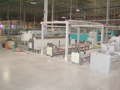 Hauser, QLA2000, 1995, Panel Cutter, 126 in Width, 5 Electric Slitters, Hydraulic Lifting Stack Table