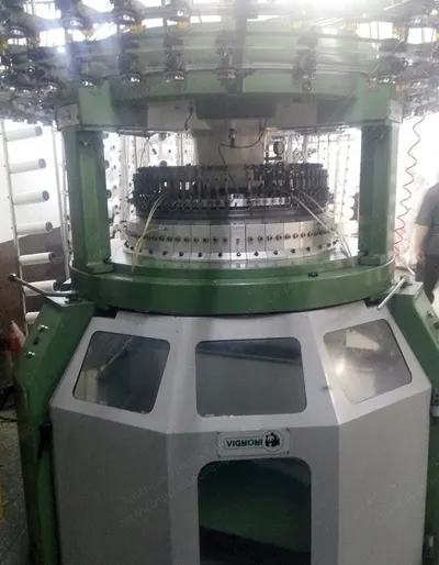 Vignoni, 1997, 30" Diameter, 22 Gauge, 72 Feeders, 5 Track Circular Knitting Machine