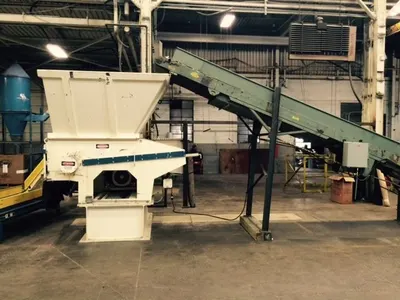 Vecoplan, RG42 XL 60, 2005, Single Shaft Shredder, 60 HP, 48 Cutters, 15" Rotor