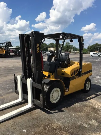 Yale, GDP110VX, 2014, 11000 lbs Capacity, Diesel, Solid Pneumatic Tires, 60 inch Forks