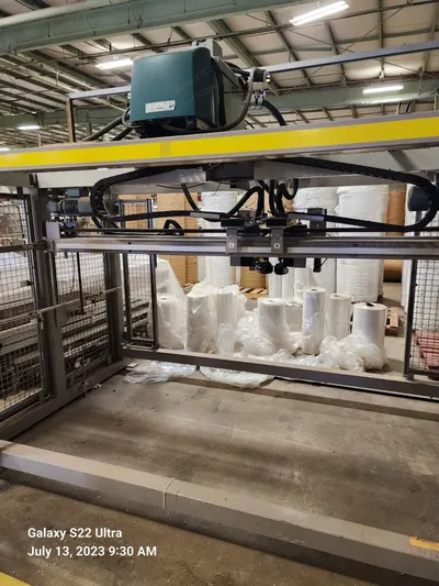 Fillmatic, Hot Melt Glue Line, 2016, 4 Glue Heads, 6/6 Max Mattress Size, 2 Conveyors