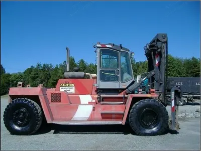 Kalmar, DCD320-12, 2005, 70,500 lbs Capacity, Cummins Turbo Diesel, Cab with AC