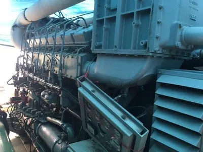 Wartsila, UD 33 V16 CRVR, 1985, 2000 kW to 2080 kW, 2500 kVA to 2600 kVA, Gensets