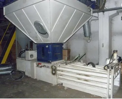 LTG Bale Press, 1989, 0.48m x 0.66m x 1.65m, 50kg Bale Capacity