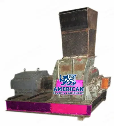 Mitts and Merrill, 13CSD, 300 HP Hog Grinder, 15x27" Feed Opening, 18 Knives