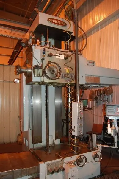 Toshiba, BT-10BP2, 1976, 4" Spindle, 49-1/2" x 79-1/2" Table, 3-Axis DRO, 15 HP