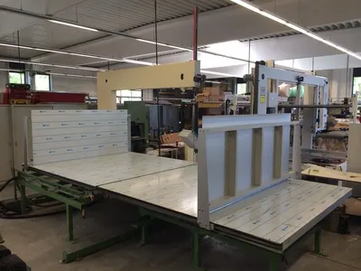 Albrecht Baumer, IS-M, 1986, Vertical Foam Cutting Machine, 1300mm Cutting Height, 2080mm Cutting Length, Turntable