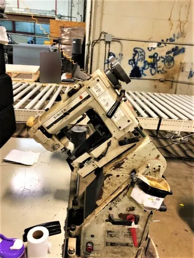 James Cash, Tape Edge Machine, Queen Size, Singer 300 U Sewhead, 60x80 Inch Table