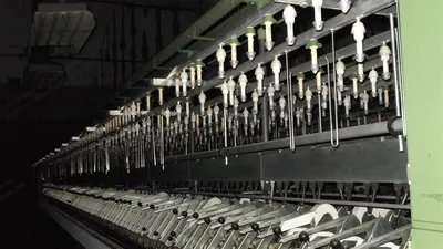 Zinser, 319.L & 421.E, 1989-1992, Worsted Spinning Frames, 400 Spindles, 52mm Ring Dia, 82.5mm Gauge