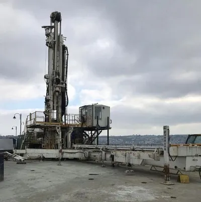 Schramm, TXD200, 2006, 200 Ton Hook Load, Range III Mast, Trailer Mounted Drill Rig