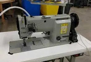 Highlead, GC20518-B, 2017, Twin Needle Lockstitch Sewing Machine, 1/4 Inch Needle Gauge, Large Bobbin