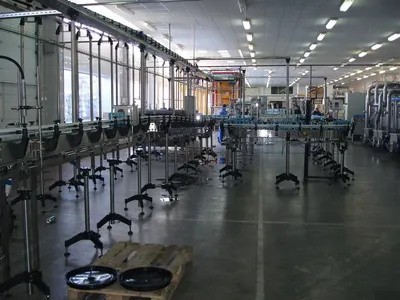 Comac Group Canning Line, 8500 CPH, 0.33L and 0.5L, Can Type 202/211