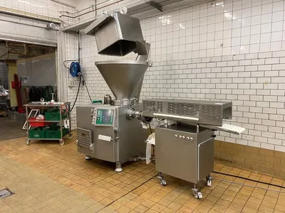 Vemag, HP 12-E, 2006, Vacuum Filler, with MMP 220 Portioner, Grinder Attachment