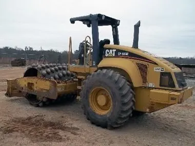 Caterpillar, CP563E, 2004, 84" Vibratory Padfoot Compactor, 900 Engine Hours