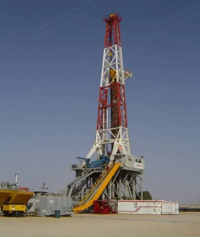 N.O.V., 2000 HP Land Drilling Rig, 30000 ft Depth, 1300000 lbs Capacity