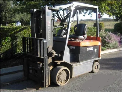 Toyota, 7FBCU35, 2005, 8000 lbs Capacity, Triple Stage Mast, 48V Battery
