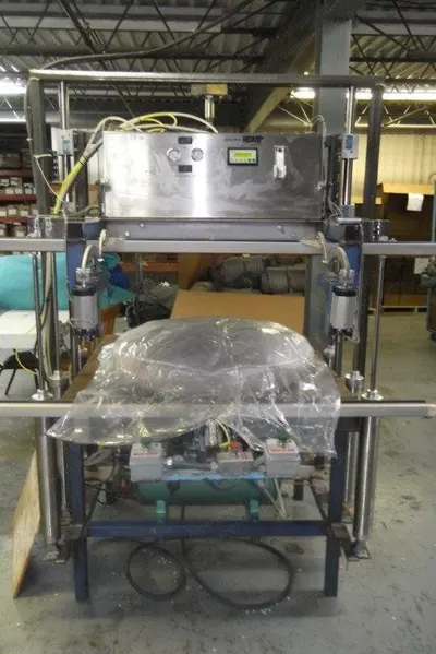 Pillow Pressing Machine, 45.5x45.5 Inch Table