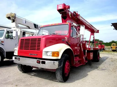 Terex, BT3063, 1999, 15 Ton Capacity, 63 ft Boom, IHC 4700 Truck