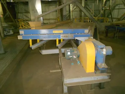 Wilfey, 5' x 15' Concentrating Table, 2010, 1 MTPH, 2 HP