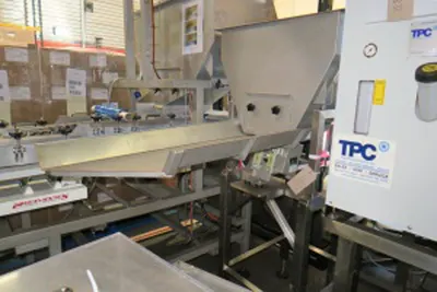 Syntron, RF2 Vibratory Product Feeder, Sprinkle Coater for Pralines
