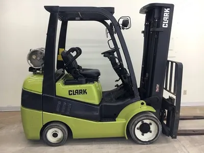 Clark, C32C, 2013, 6500 lbs Capacity, Triple Stage Mast, Sideshift, LP Gas
