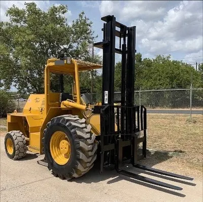 Master Craft, C080-7106, 2006, Rough Terrain Forklift, 8000 lbs Capacity, Diesel, 2-Wheel Drive
