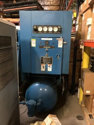 OEM Air Compressor, QST40, 40 HP, 180 ACFM, 125 PSIG, 120 Gallon Tank