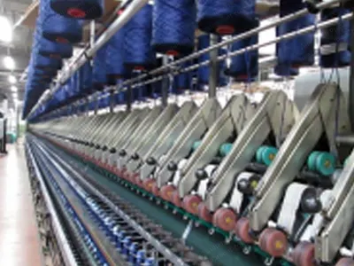 Zinser, 421E, 1992, Worsted Spinning Frame, 580 Spindles, Gauge 82.5, Ring Diameter 51mm