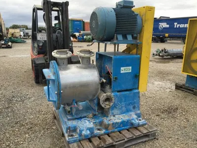 Lamort, CH3, 1999, 30 to 100 TPD Capacity, 37 kW Motor, Holes Basket