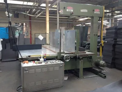 Fecken & Kirfel, Vertical Saw, 1982, 99 inch Max Cut, Automatic