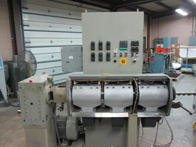 American Kuhne, AK-200, 2002, 2" Extruder, 24:1 L/D, 20 HP Motor
