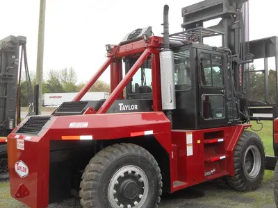 Taylor, T520S, 2004, 52,000 lbs Capacity, Cummins Diesel, Pneumatic Forklift
