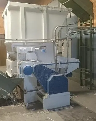 Vecoplan, RG-42P, Single Shaft Shredder System, 30 HP, 48x42 inch Feed Opening, 27 Cutters
