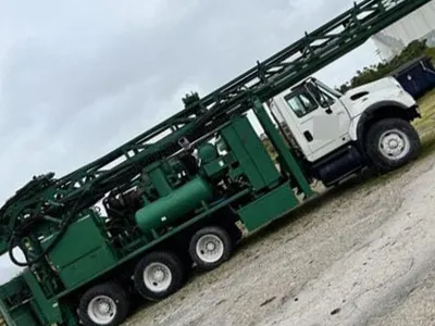 Schramm, T685WS-C, 2008, Truck Mounted Top Head Rotary Drilling Rig, Cummins QSK 19-C Deck Engine, 1350 cfm at 350 psi Compressor
