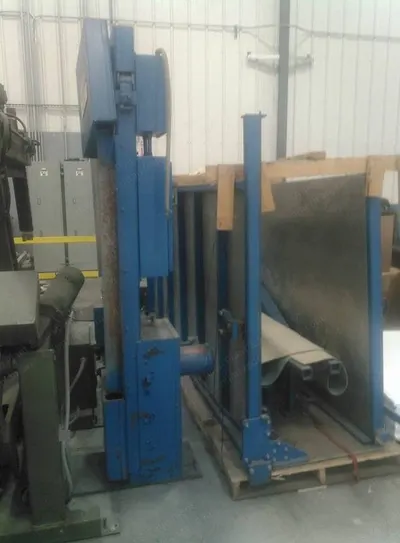 Femco, B-300, 1990, Vertical Saw, 50" Throat, Manually Operated Moving Table