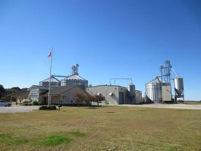 Bionerg, Soybean Crush Extraction Plant, 2009, 240 TPD, 3 Production Lines, 6 Extruders, 3 Presses