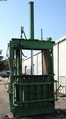 Walters Baler, 20 HP Motor, 6" Bore, with 2 Conveyors