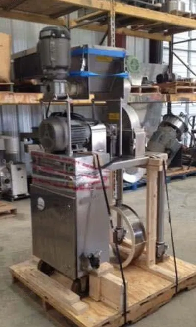 Fluid Air, Model 003, Stainless Steel Impact / Screening / Hammer Mill, 4" x 15" Cutting Chamber, 5 HP