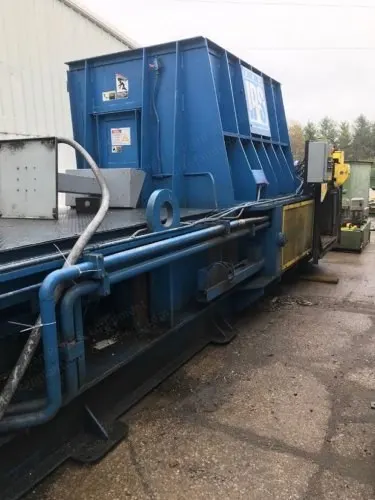 Two Ram Horizontal Baler, 200 HP, 13" Main Ram, 72x96" Feed Opening