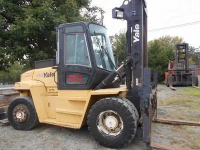 Yale, GDP210, 2004, 21000 lbs Capacity, Diesel, Two Stage Mast, 12' Forks