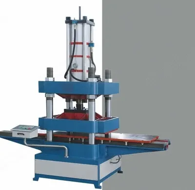 NovaStar, DT101, Die Cutter, 128-220T Punch Force, 700x1300mm Max Mould Size