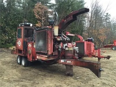 Morbark, 30/36WCL, 2001, JD 325HP Engine, Cab, AC, Loader