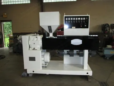 Welex, Model 2.5, 2.5" Extruder, 24:1 L/D, Rebuilt, 50 HP Motor