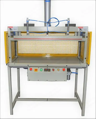 NovaStar, VPM-24, Vacuum Packing Machine for Pillows, 14 CFM, 110/220V