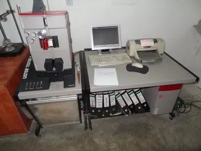 Uster, Tester 4, 2002, Yarn Testing Instrument