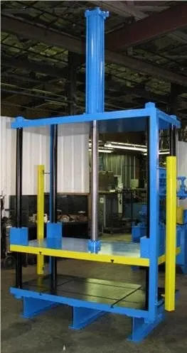 NovaStar, 42 Ton, 1600x915mm Bed, Down-Acting Four-Post Hydraulic Press