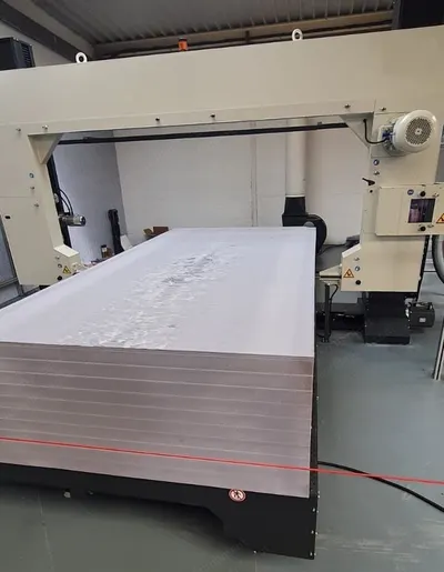 Horizontal Foam Panel Cutter