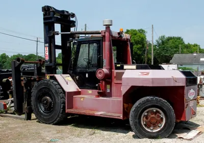 Taylor, TEB300L, 1997, 30,000 lb Capacity, Cummins 5.9 Engine, 15' Mast, 96" Forks