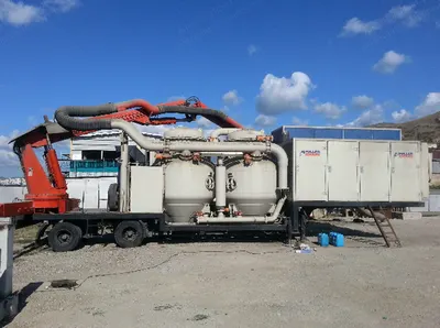 Kovako, M-130-D-4, 1993, Roadmobile Pneumatic Shipunloader, 130 TPH Capacity, Cummins Diesel, 5000 DWT